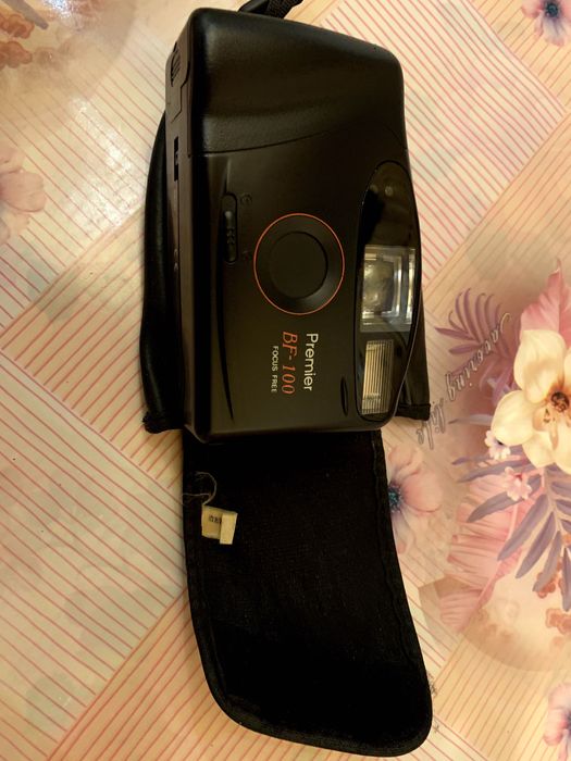 Фотоапарат BF - 100