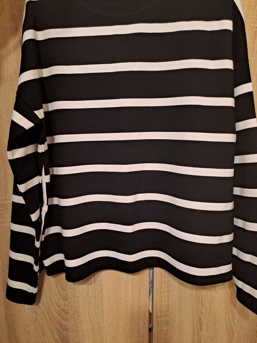 Bluza mohito L czarno biała