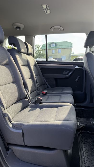 Volkswagen Touran Фольксваген Тоуран FL 2008р 1.6 MPІ бенз 5 МКПП 7 місць