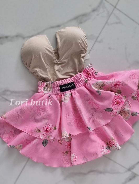 Rozkloszowane spodniczko spodenki hit Polska produkcja