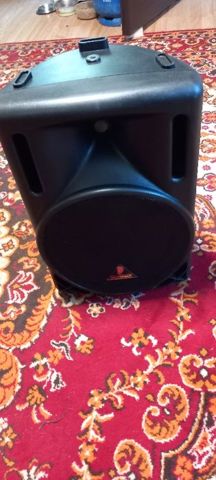 Kolumna BEHRINGER B212A Mało używana dobry stan brak otarć