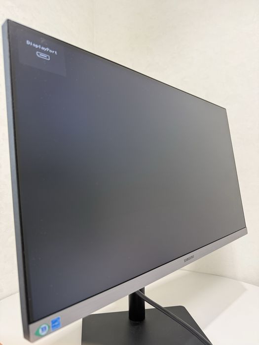 Професійний монітор 24" Samsung S24R650 IPS FHD