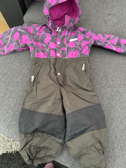 Продам верхній одяг для дівчинки