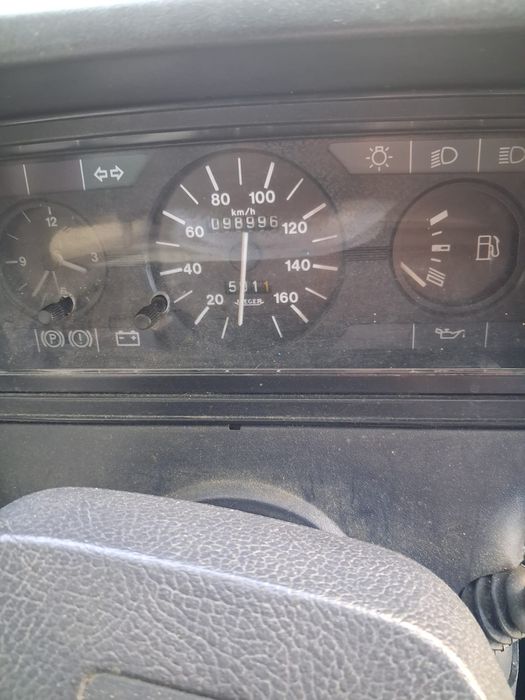 Vendo caravana em otimo estado geral