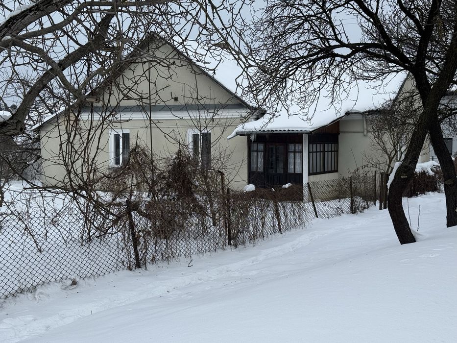 Продам будинок 96,2 м2 в центрі Радивилова вул. Соборна