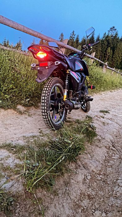 Продам мотоцикл спарк 125