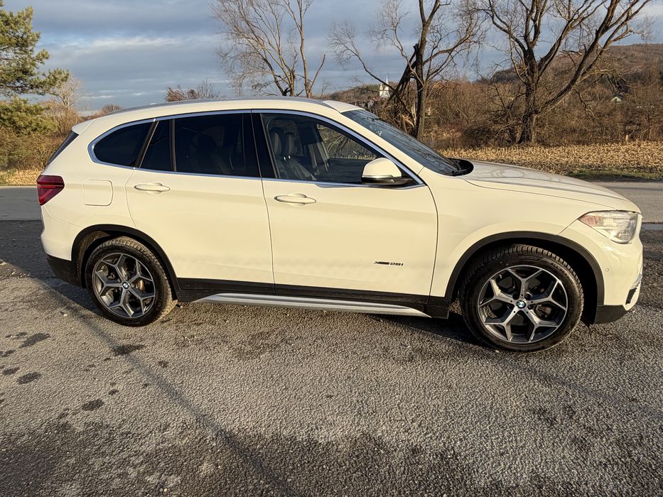 BMW x1 2016.r xDrive 2.0