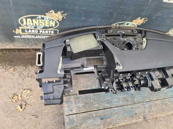 Range Rove VELAR Tablier LHD