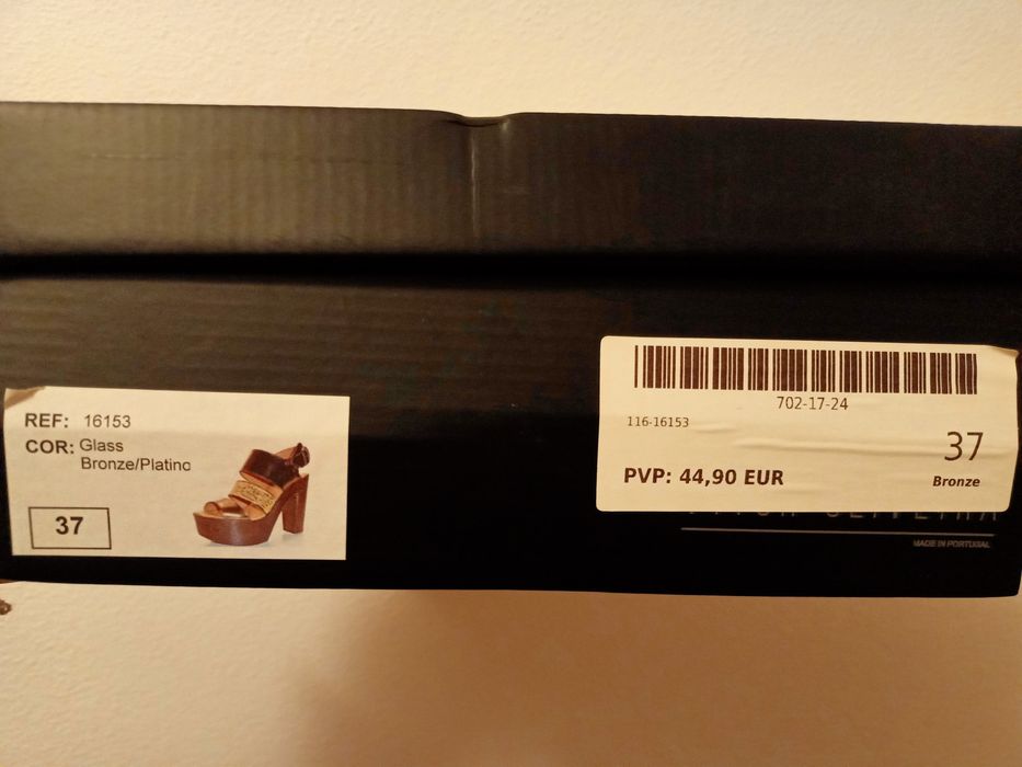 Sandálias salto alto tamanho 37