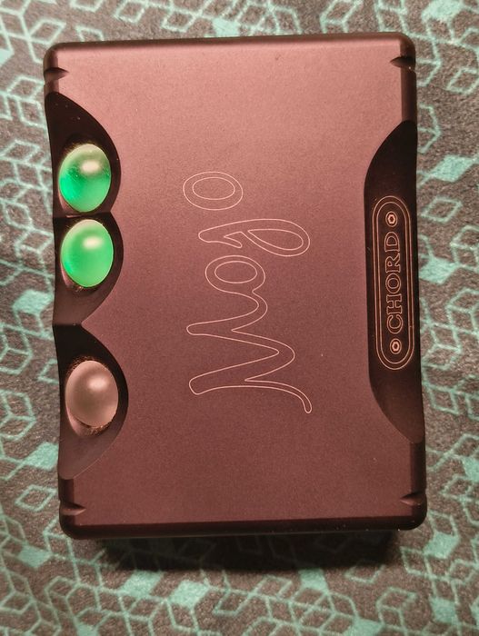 DAC / Amp Chord Mojo com extras64739474374017123