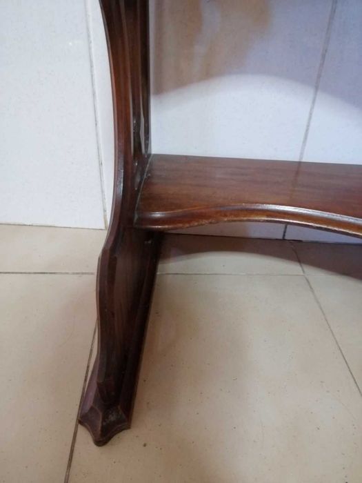 Aparador antigo/para restauro