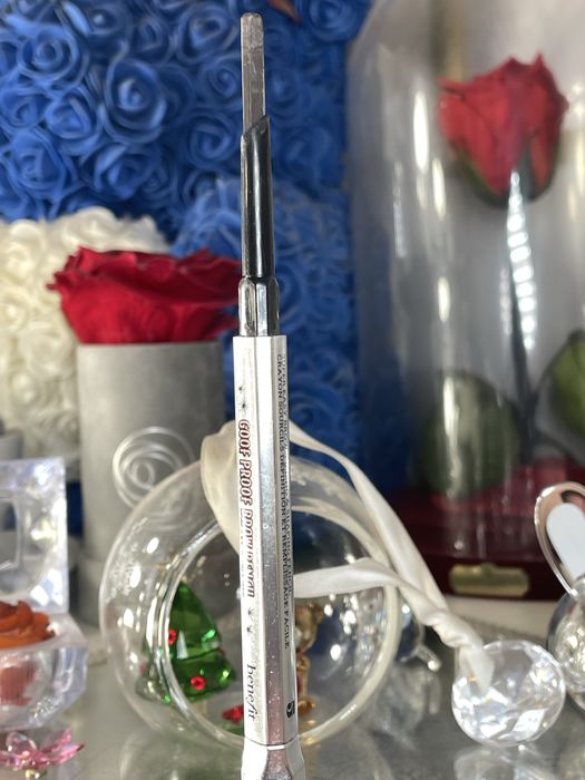 Benefit Good proof kredka do brwi + Gimme brow