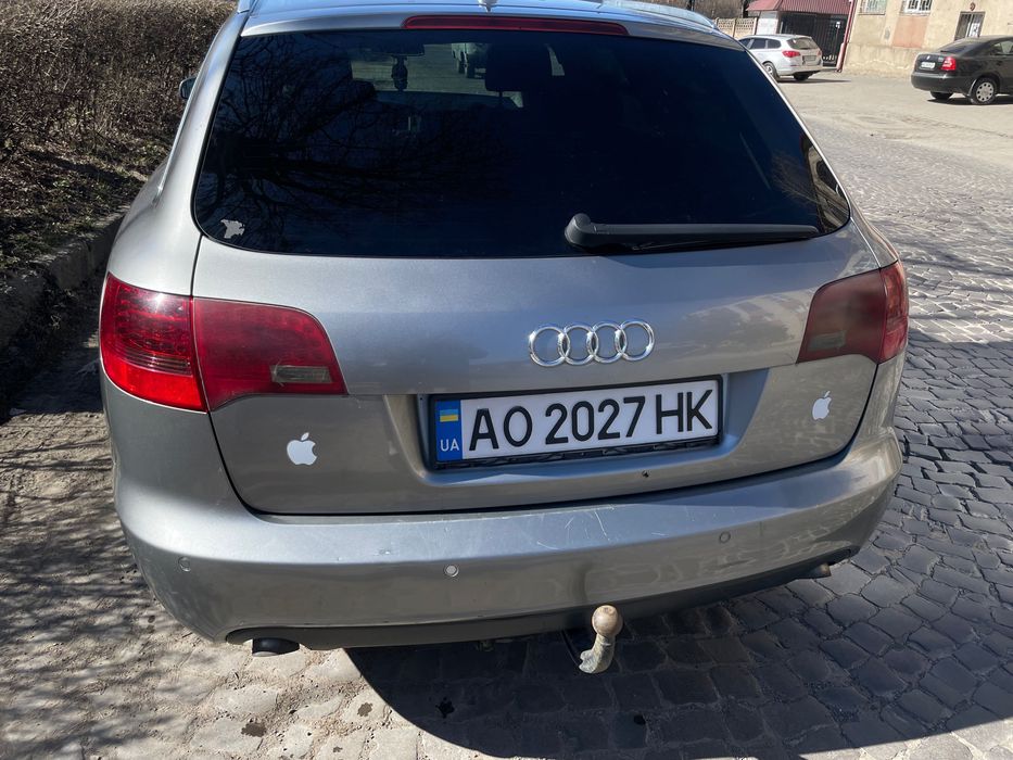 Машина, Audi A6 Універсал