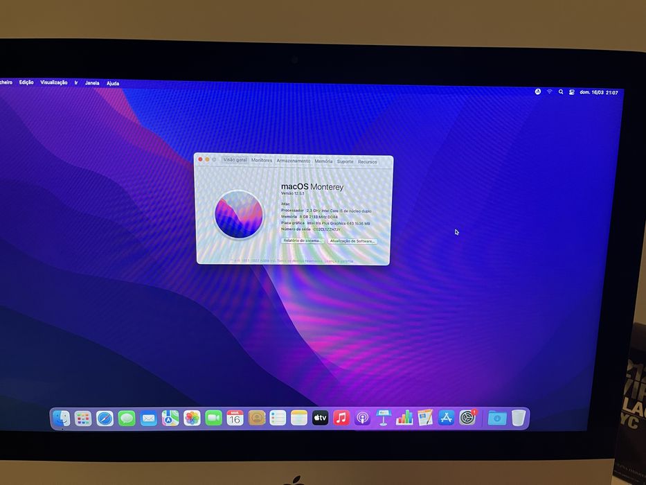 iMac 2,3 GHz Intel Core i5  21.5”