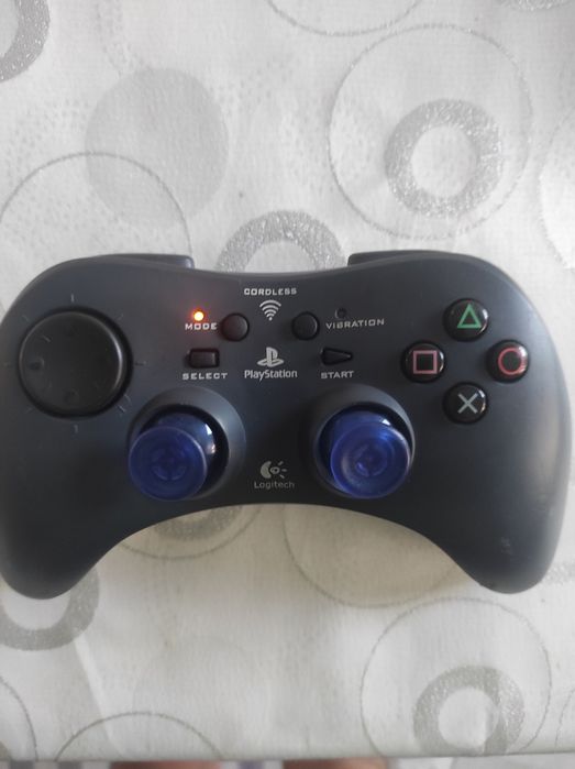Comando PS2 Logitech sem recetor