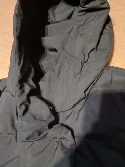 Продам зимове жіноче пальто на теплу зиму