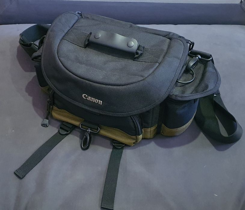 Canon EOS 7D Ver2 + extras com apenas 4580 disparos