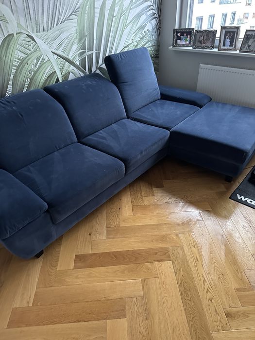 Kanapa granatowa w kształcie L
