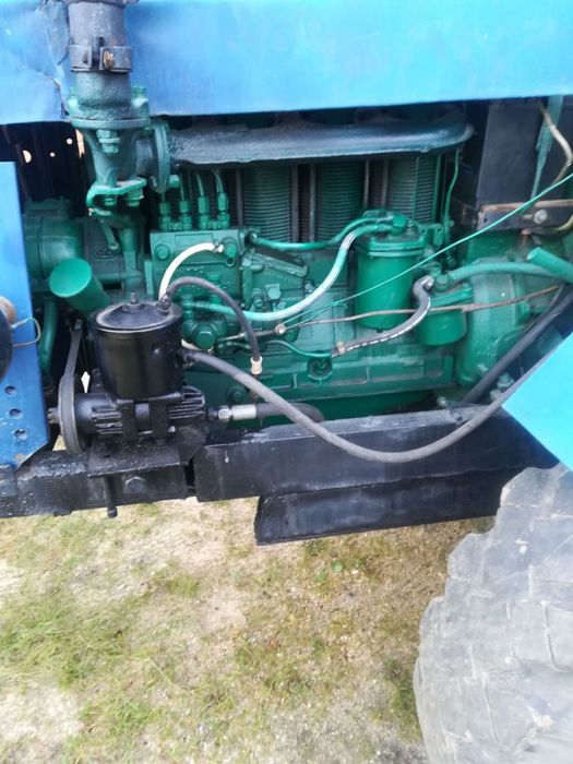 Продам трактор..