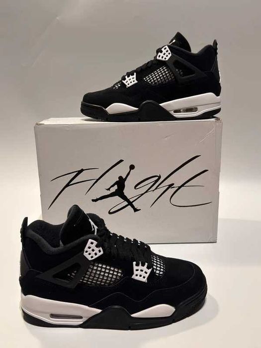 "Buty męskie Trampk" Jordan_4_Retro_White_Thunder R.39