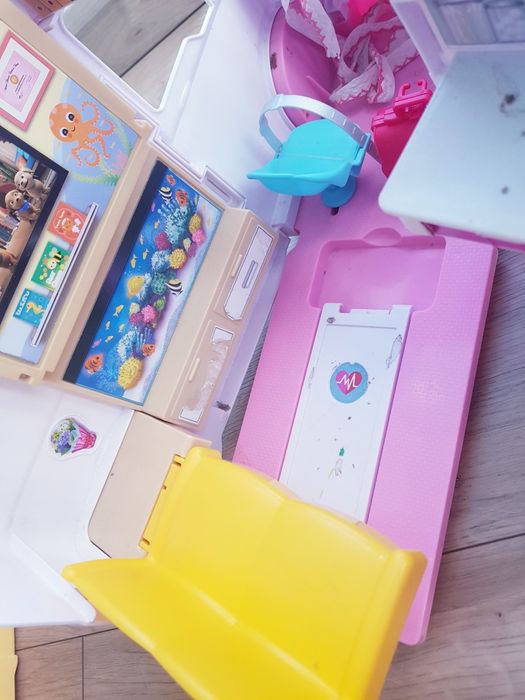 Karetka pogotowia Barbie.