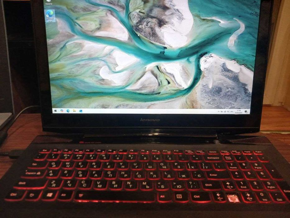 Lenovo IdeaPad Y50-70 Intel Core i7 4710HQ, GTX 860M 4GB, SSD 480GB, 8GB ОЗУ
