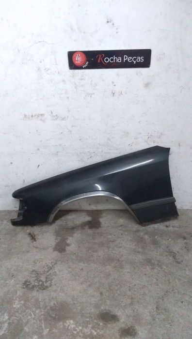 Guarda Lamas Esq Mercedes-Benz 200 – 300 D (124)