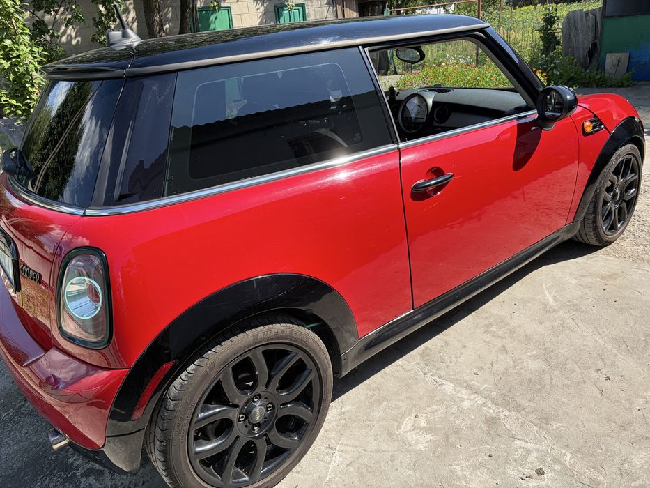 Mini cooper r56 2011