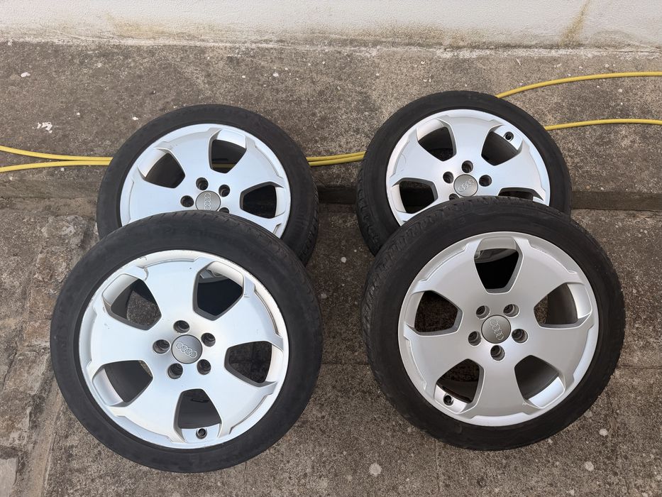 Jantes Audi com pneus