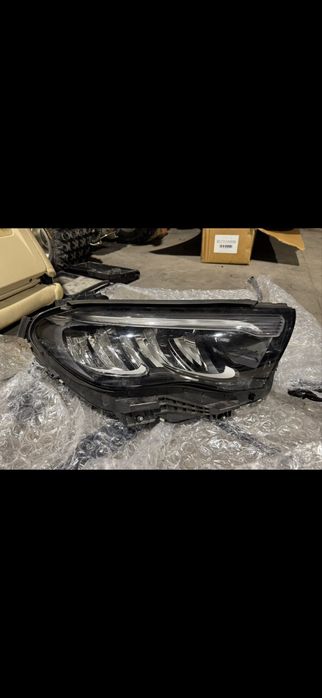 Optica frente direita Mercedes w214 classe E 2023-2025