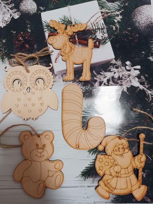 Новогодние деревянные игрушки