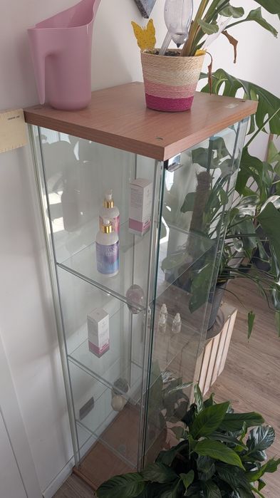 Witryna szklana  DETOLF. Ikea