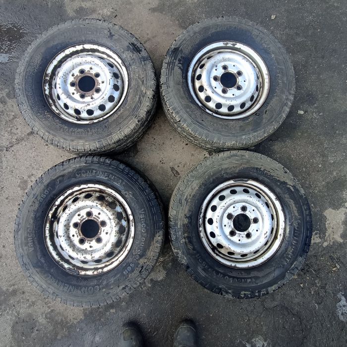 Колеса в зборі sprinter Lt 96-06 диски 5/130/15 шини 225/70/15 Contine