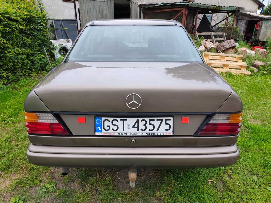 Mercedes Benz w124 200D