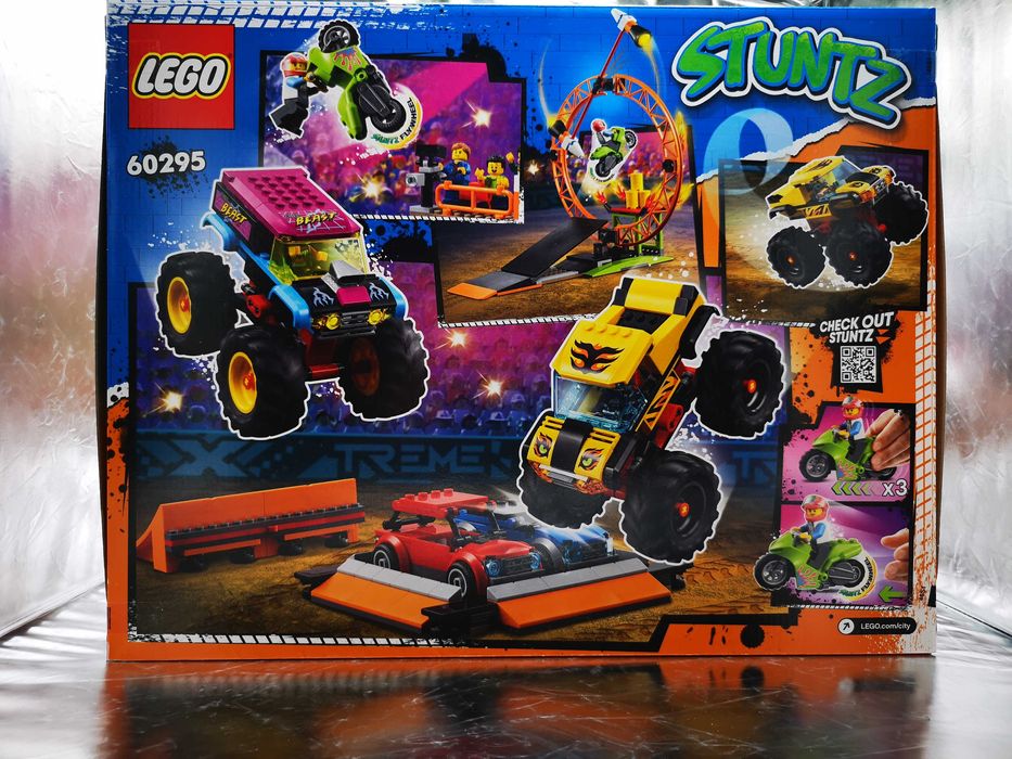 LEGO City Stuntz 60295 Arena de Espetáculo de Acrobacias