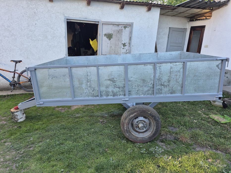 Прицеп до мінітрактора