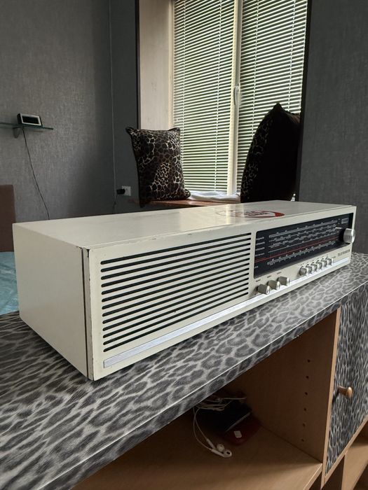 Радіоприймач Telefunken Gavotte 301