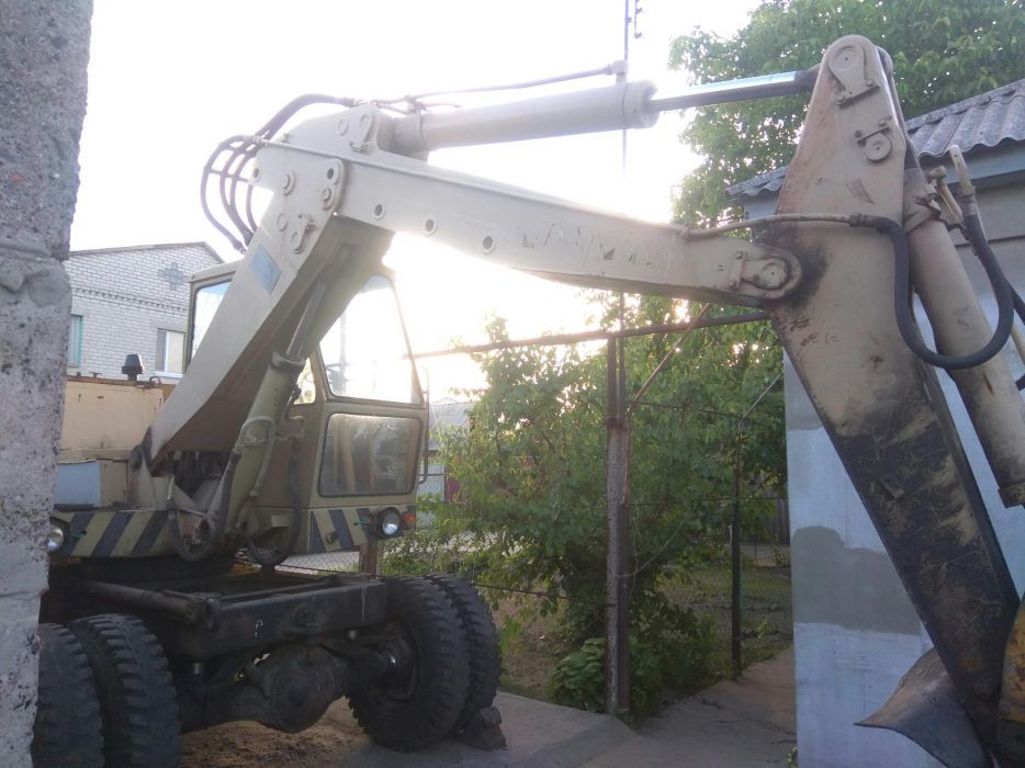 Екскаватор Warynski k406