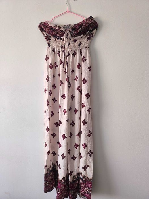 Macacão novo com etiqueta