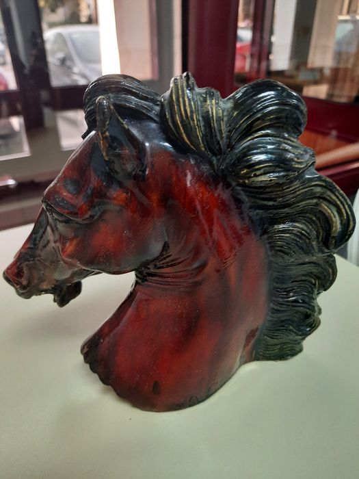 Cabeça de cavalo decorativo