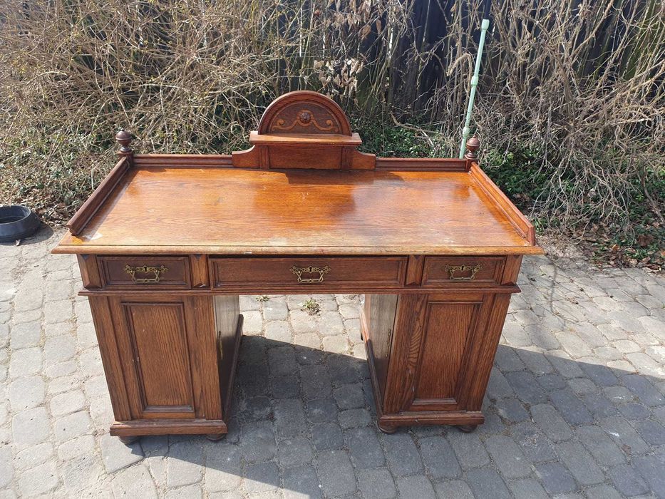 Sprzedam używane biurko