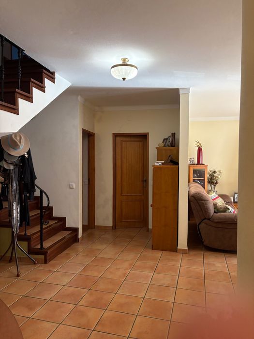 Duplex T4 em zona central