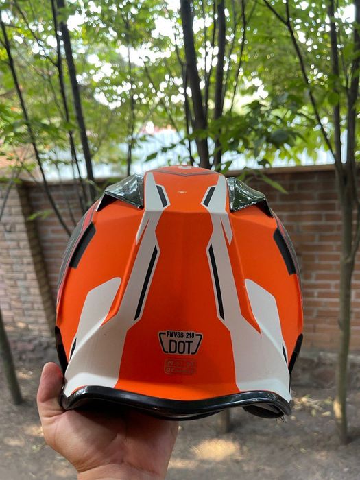 Новий Мотошолом DOT