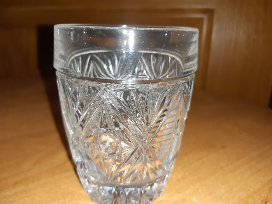 Продам чешский хрусталь