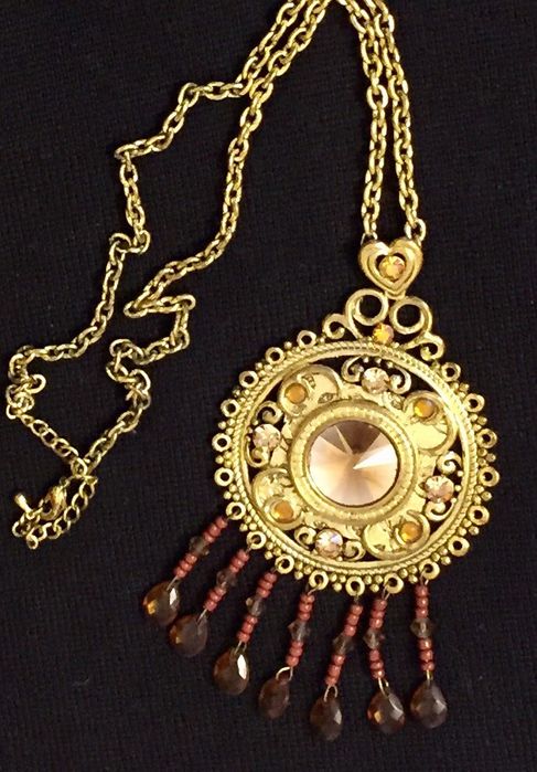 Бижутерия бусы колье часы на цепочке  браслет кулон на цепочке броши к