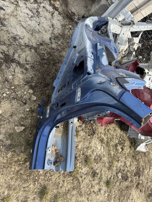 Четверть ланжерон передній лівий Volvo xc60 II 2017-