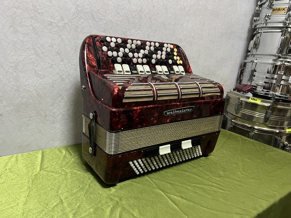 Німецький 5-ти рядний баян Weltmeister. Налаштований Майстром