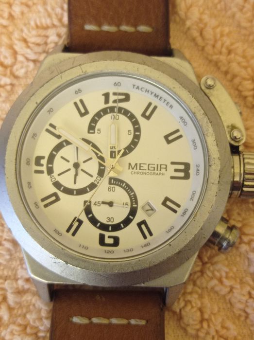 Часы  мужские...