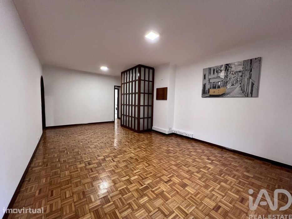 Apartamento T3 em Cedofeita, Santo Ildefonso, Sé, Miragaia, São Nicola