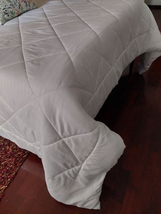 Cama em mogno estilo Quen Anne